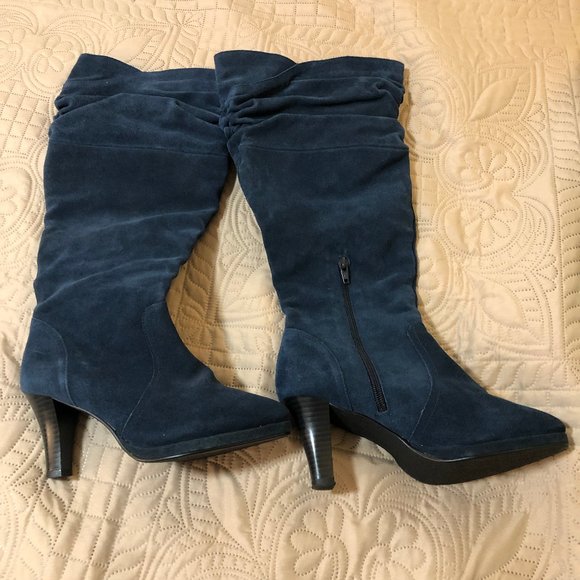 Shoes - 🦋Host Pick🦋 Navy Blue Knee High Leather / Suede